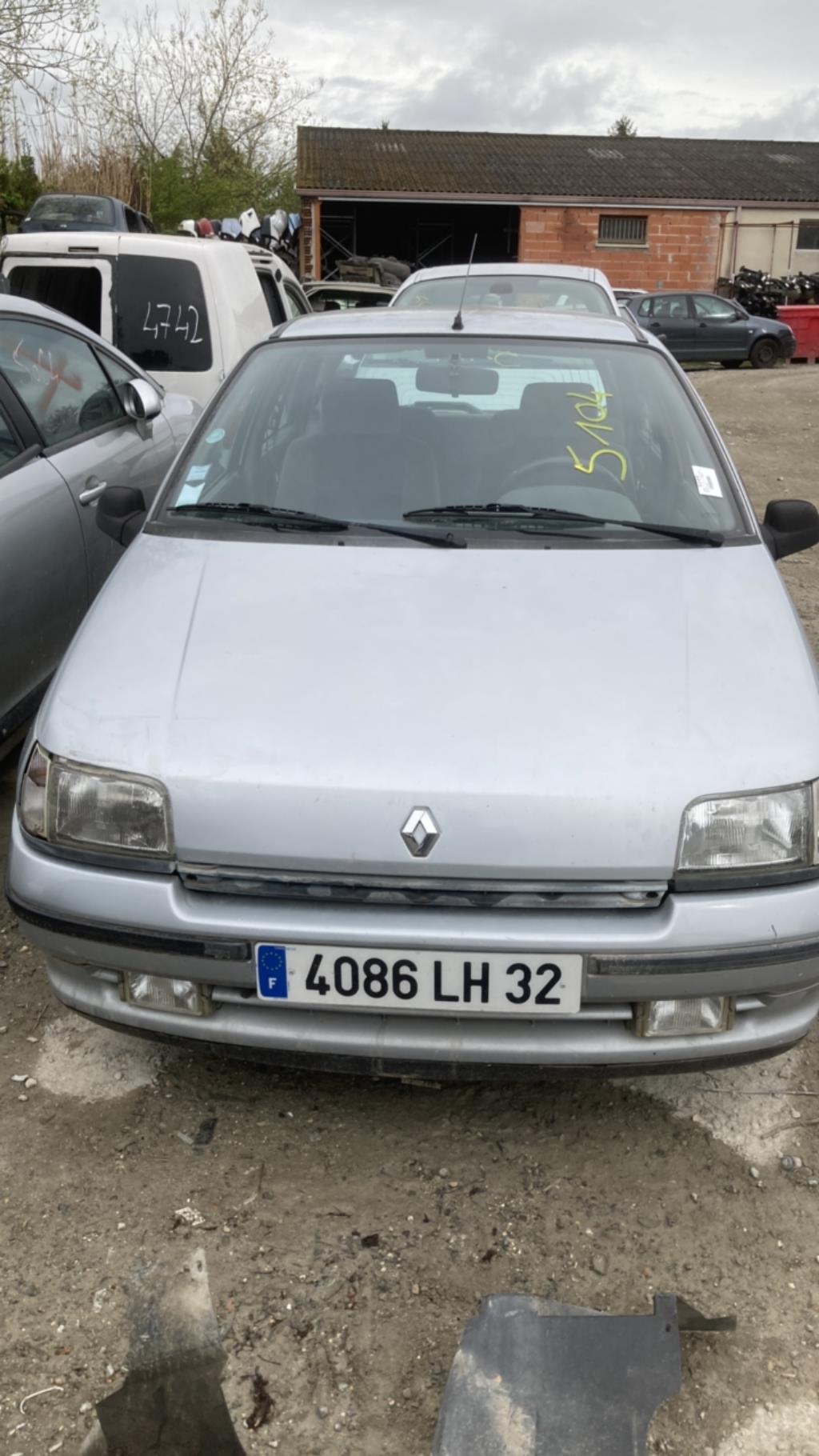Aile avant droit RENAULT CLIO 1 PHASE 1 Essence - 1