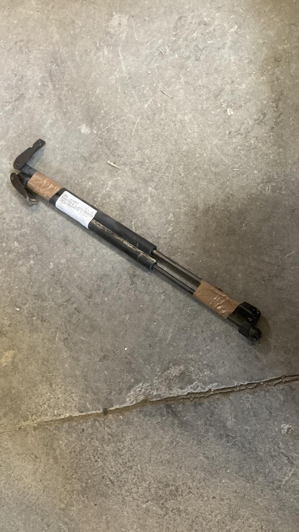 Verin de coffre OPEL FRONTERA B Diesel - 1