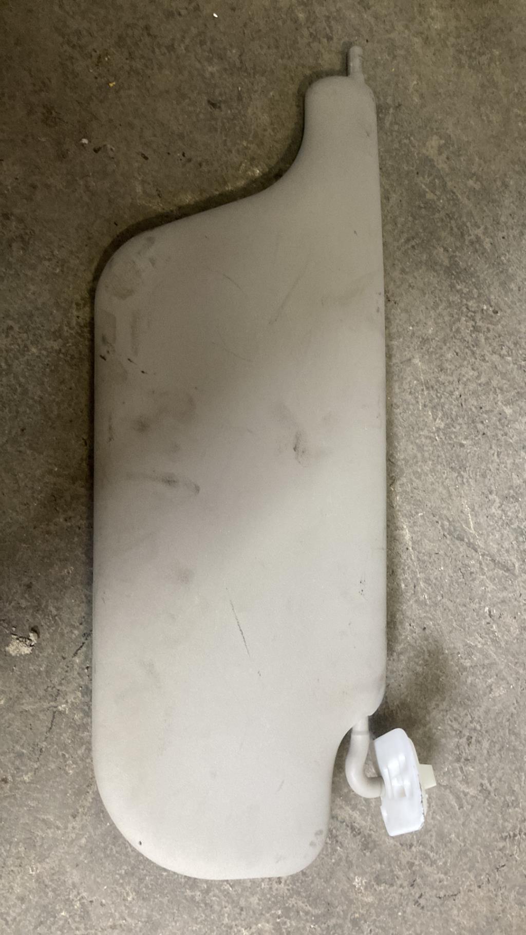 Pare soleil gauche RENAULT CLIO 3 PHASE 1 Diesel - 1