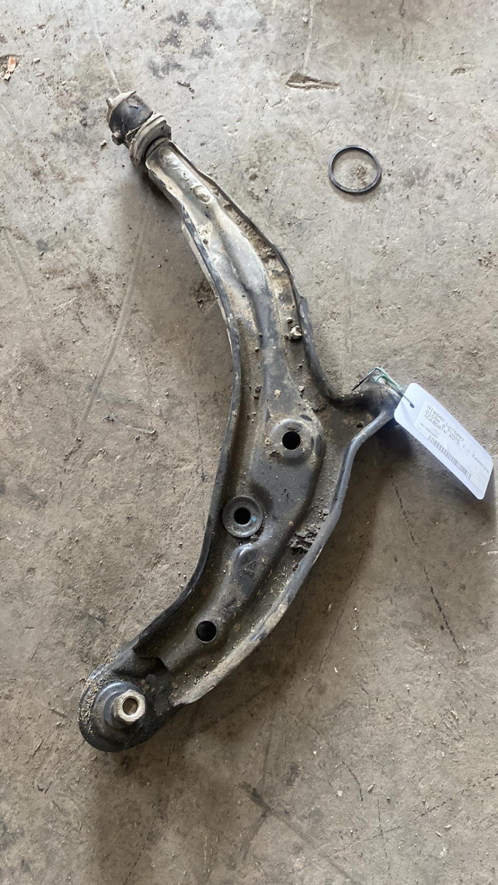 Triangle avant droit NISSAN MICRA 2 PHASE 1 Essence - 1