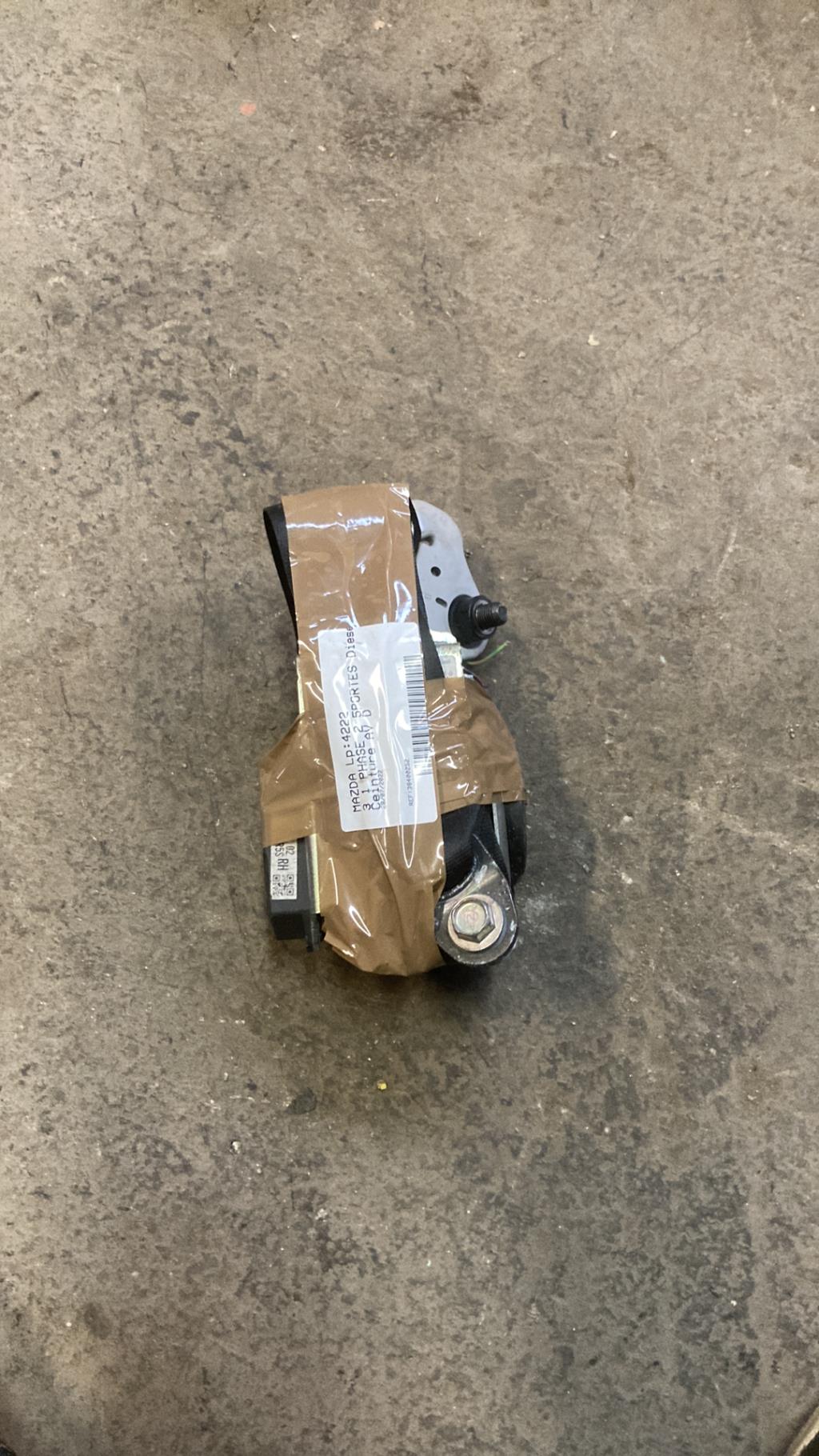 Ceinture avant droit MAZDA 3 1 PHASE 2 Diesel - 1