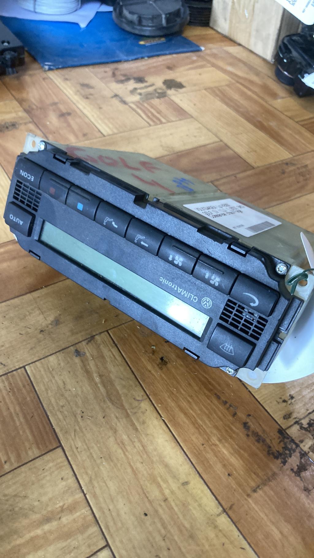 Commande chauffage VOLKSWAGEN GOLF 4 Diesel - 1