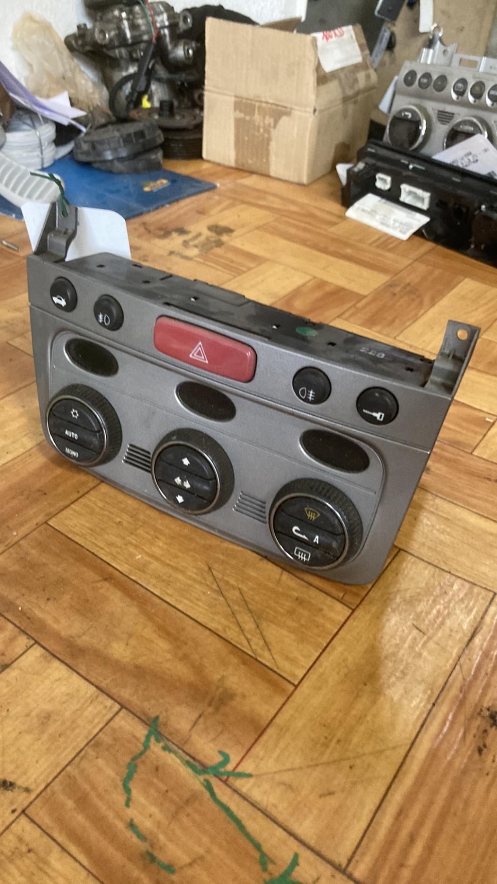Commande chauffage ALFA ROMEO 147 PHASE 2 Diesel - 1