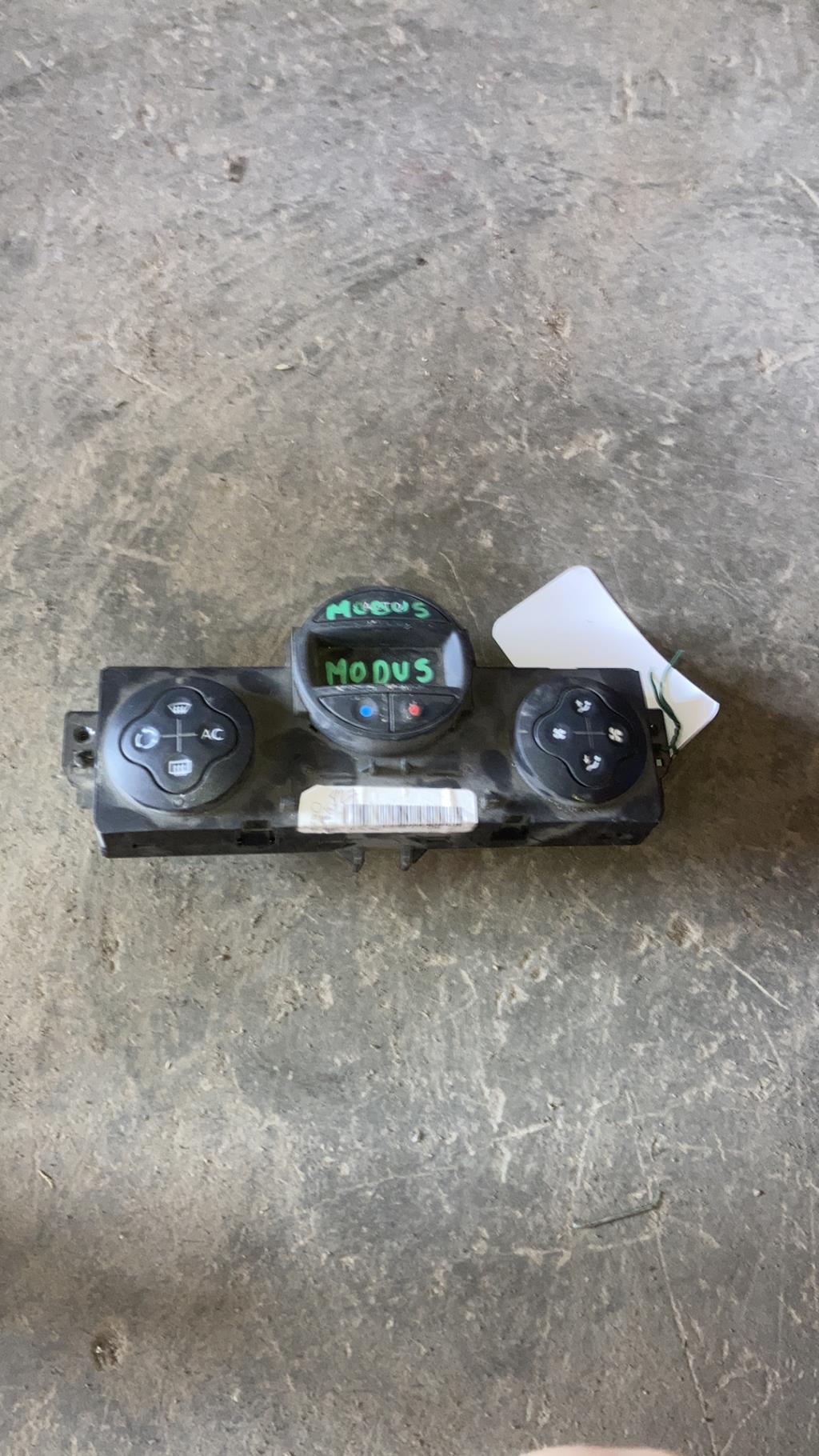 Commande chauffage RENAULT MODUS PHASE 1 Diesel - 1