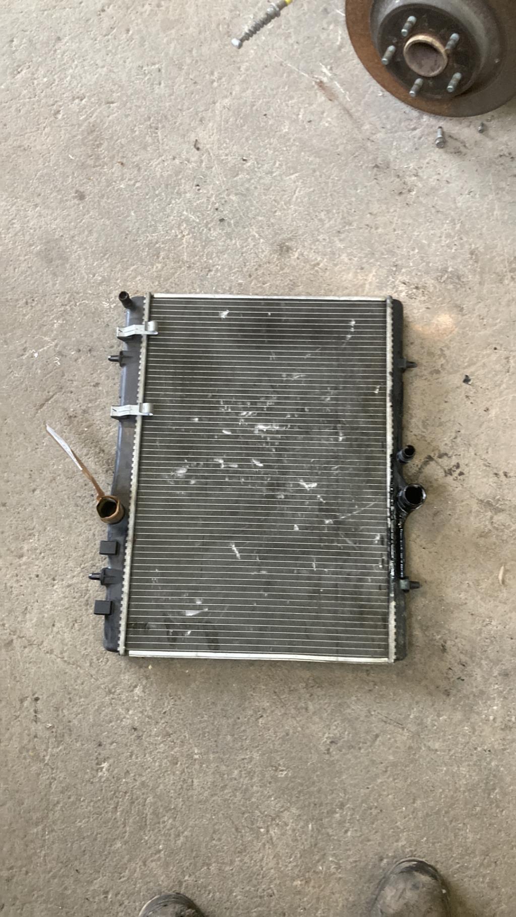 Radiateur eau PEUGEOT 307 PHASE 1 Diesel - 1