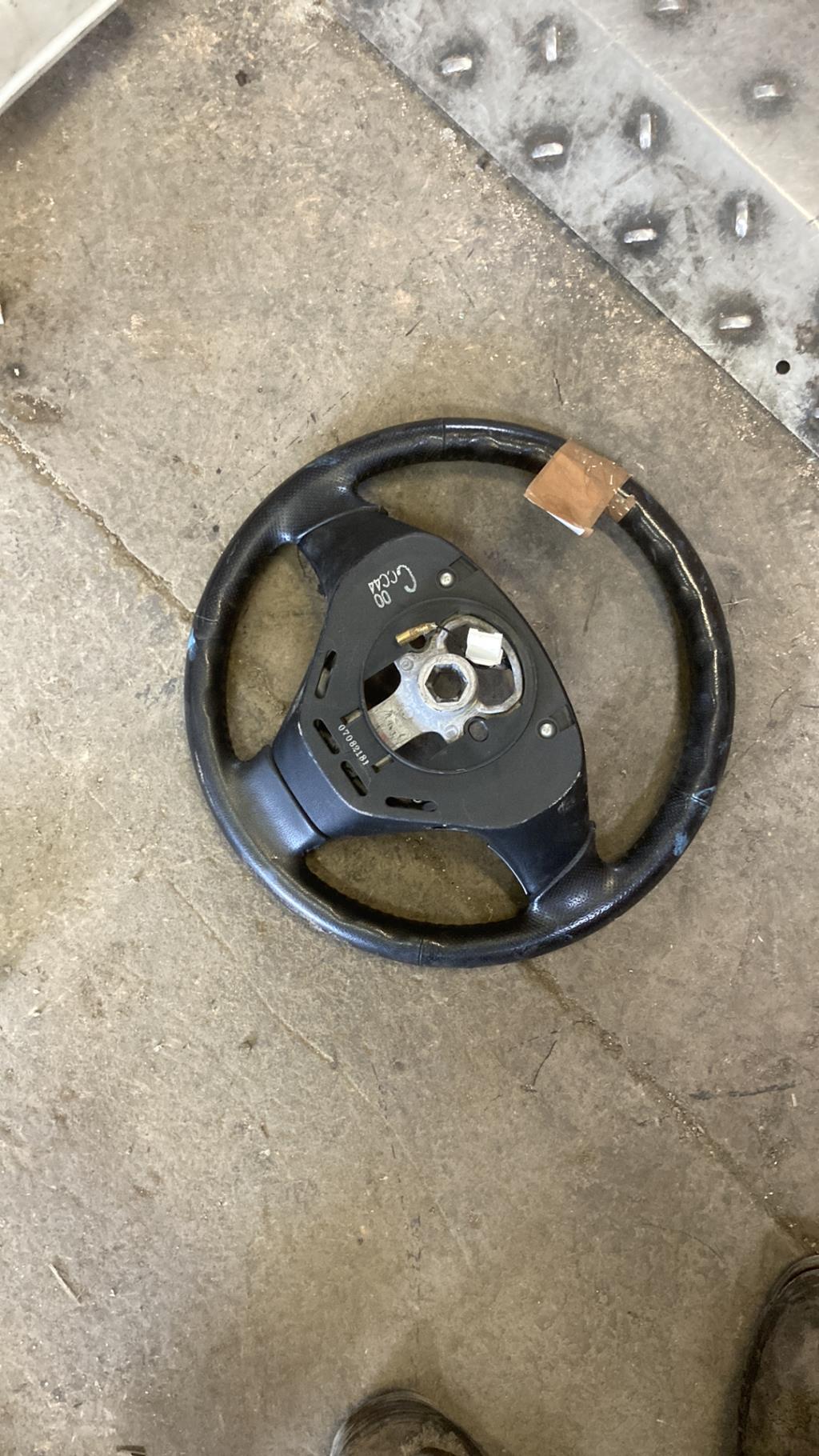 Volant MAZDA 5 1 PHASE 1 Diesel - 1