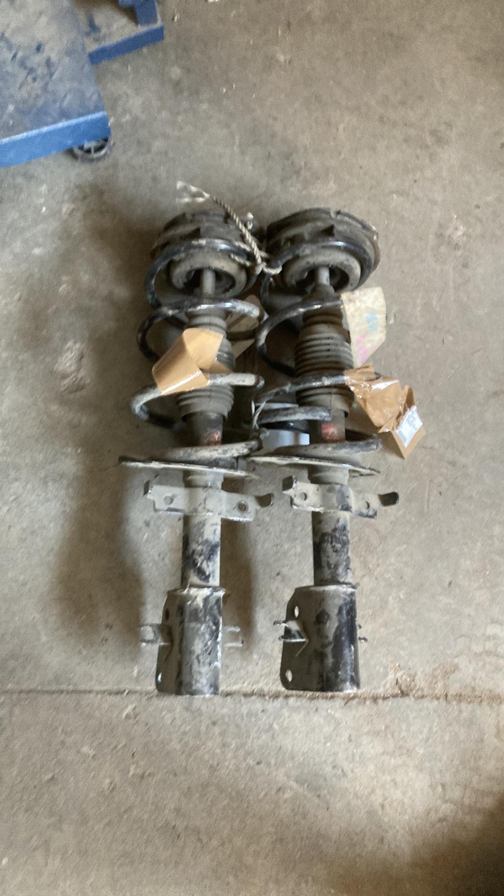 Amortisseurs avant RENAULT LAGUNA 2 Diesel - 1