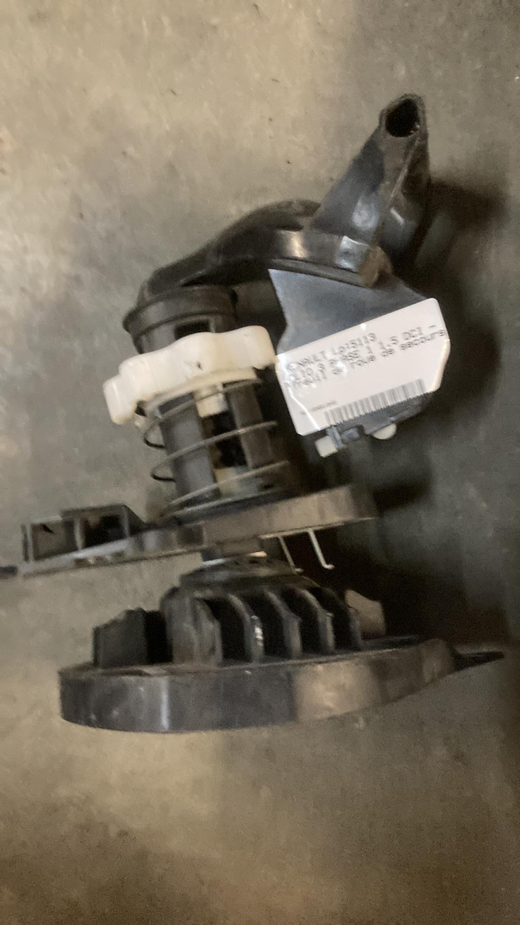 Treuil de roue de secours RENAULT CLIO 3 PHASE 1 Diesel - 1