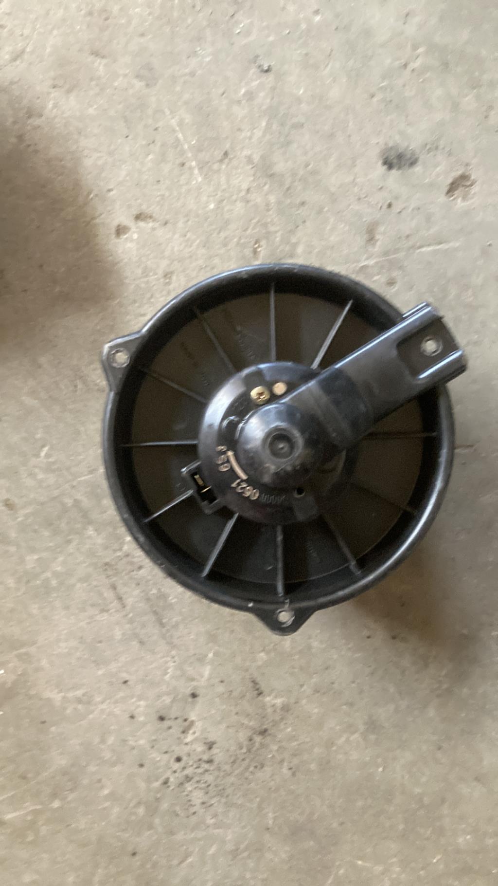 Ventilateur chauffage TOYOTA COROLLA 9 PHASE 1 Diesel - 1