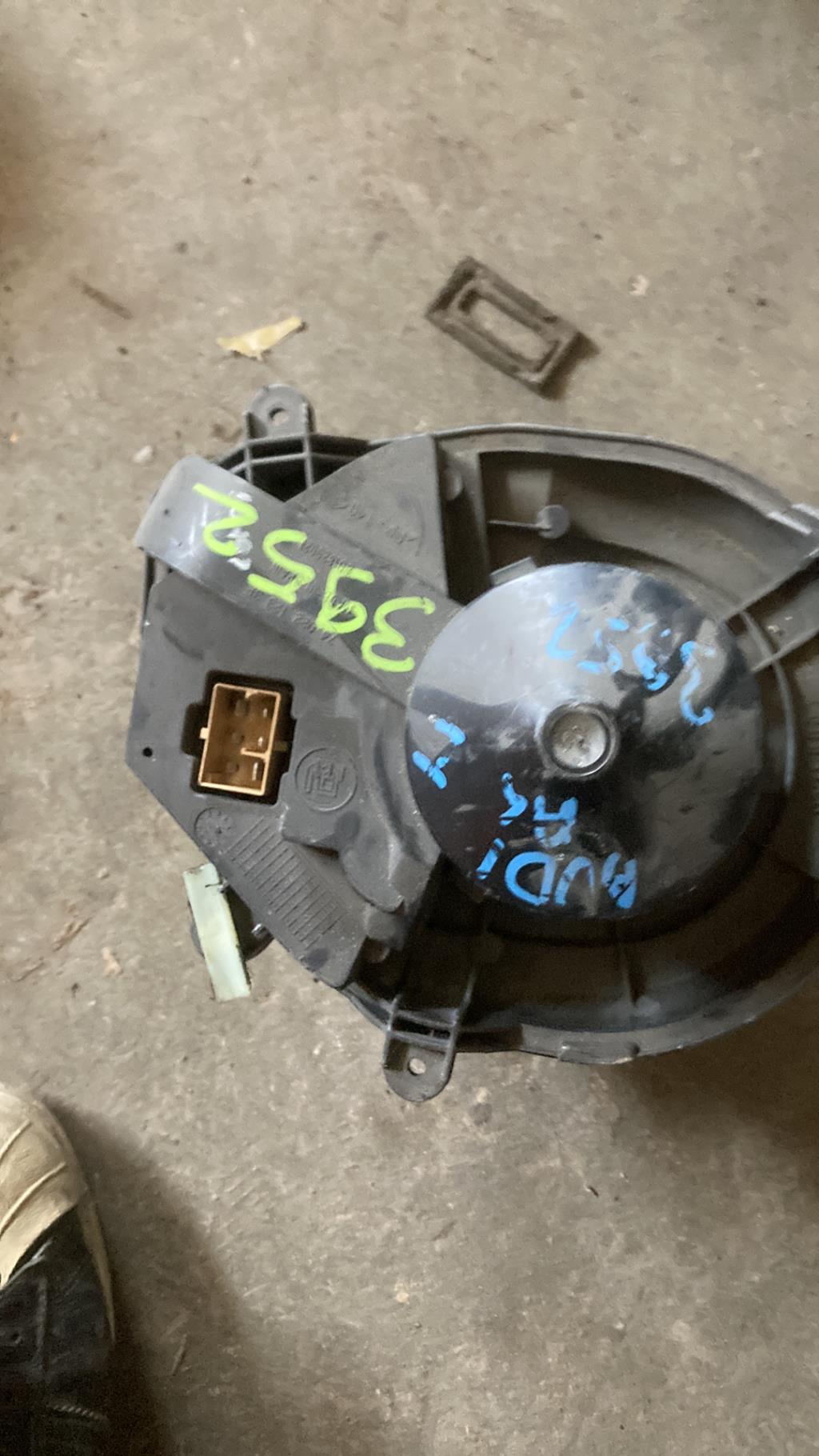 Ventilateur chauffage AUDI A4 1 PHASE 1 Diesel - 1