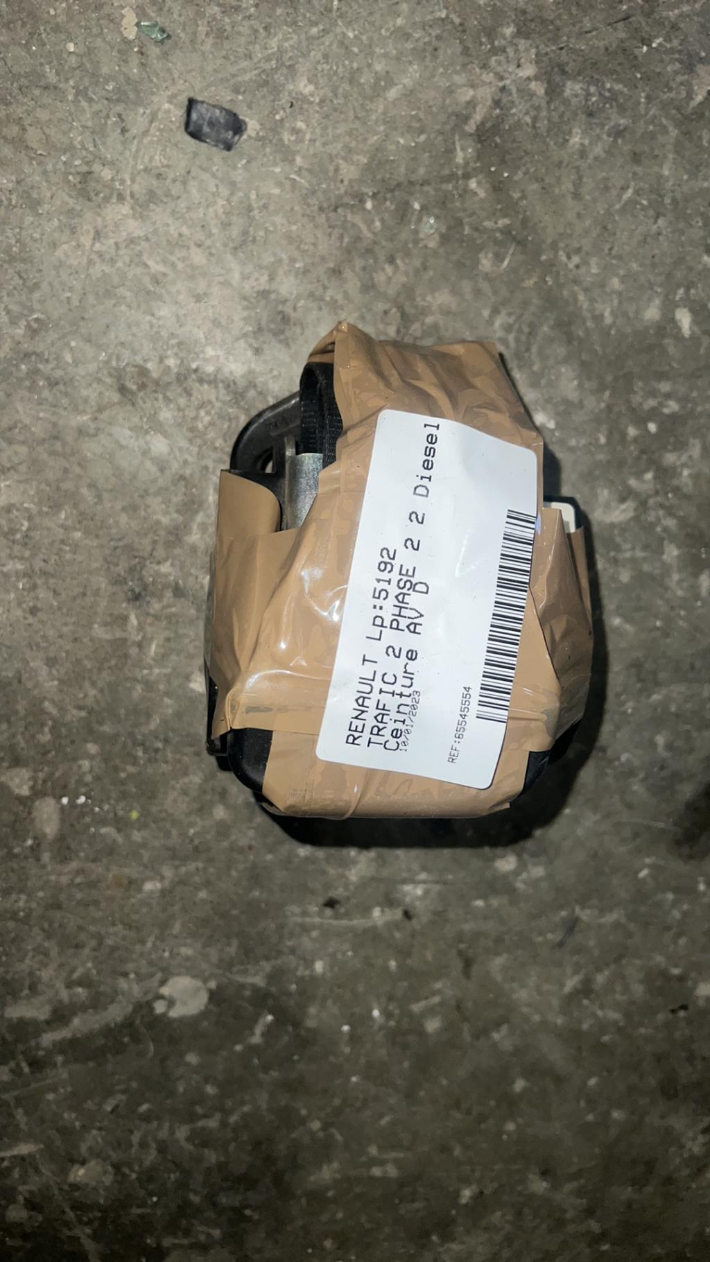 Ceinture avant droit RENAULT TRAFIC 2 PHASE 2 Diesel - 1