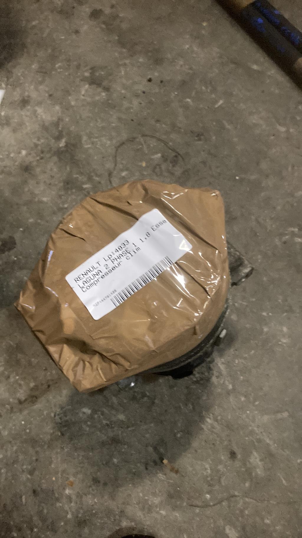Compresseur clim RENAULT LAGUNA 2 PHASE 1 Essence - 1