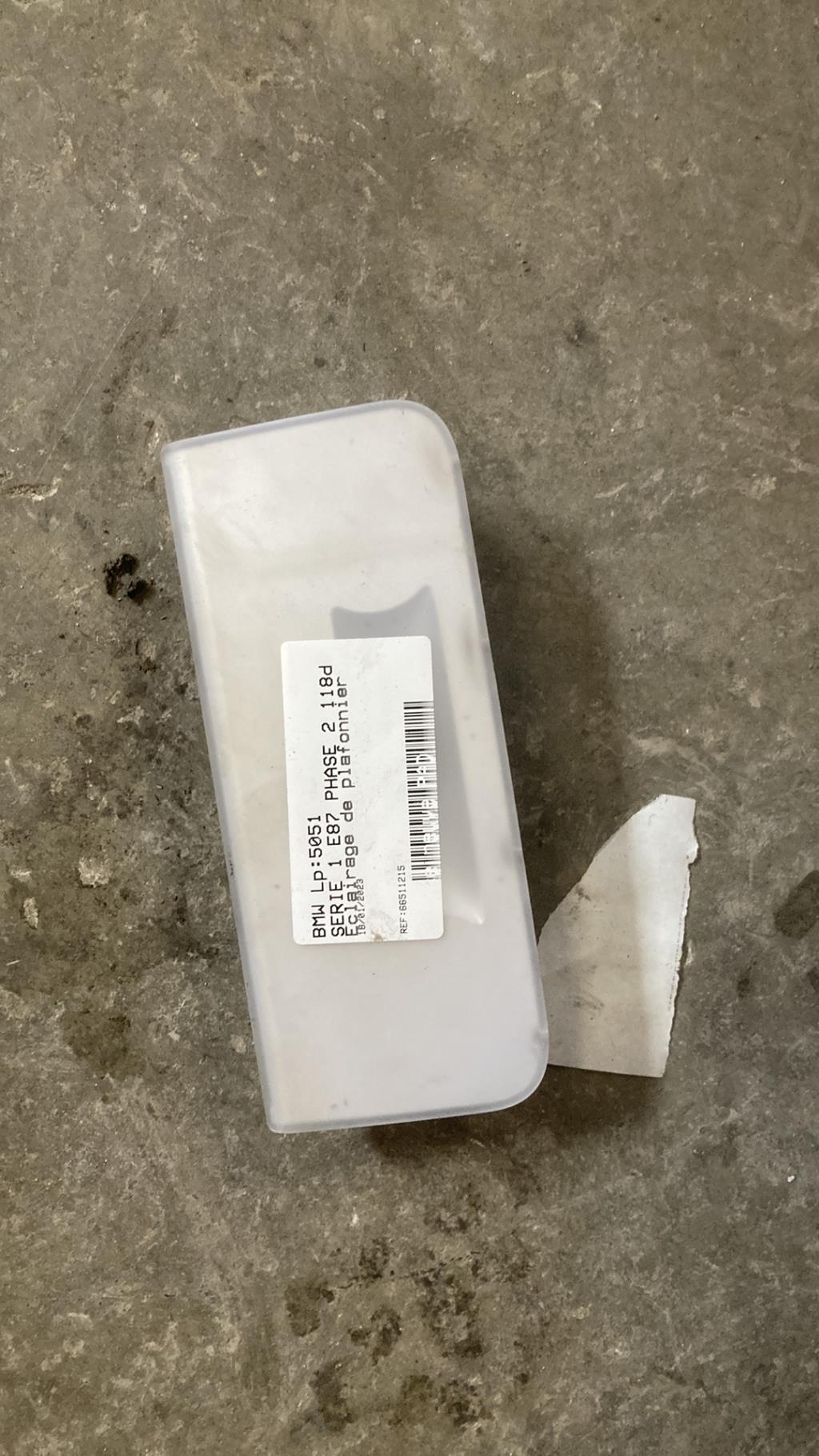 Eclairage de plafonnier BMW SERIE 1 E87 PHASE 2 Diesel - 1