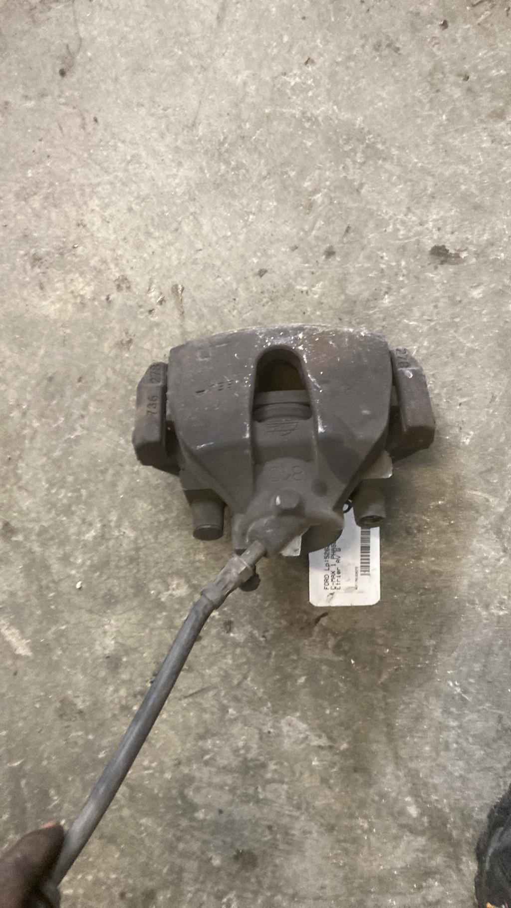 Etrier avant gauche (freinage) FORD C-MAX 1 PHASE 1 Diesel - 1