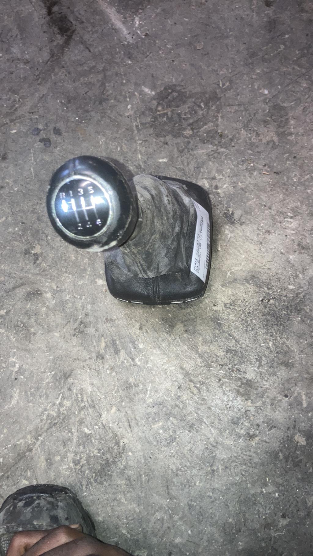 Pommeau de vitesses AUDI A3 2 PHASE 1 Diesel - 1