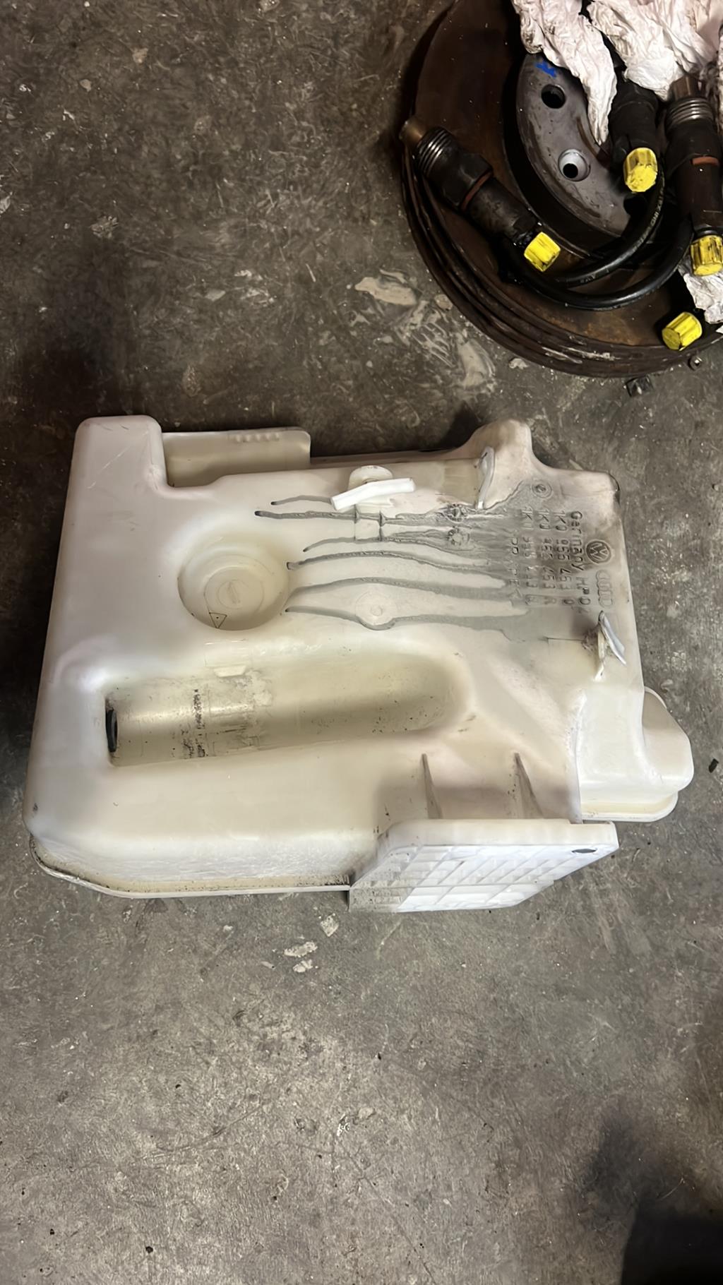 Vase de lave glace AUDI A3 2 PHASE 1 Diesel - 1