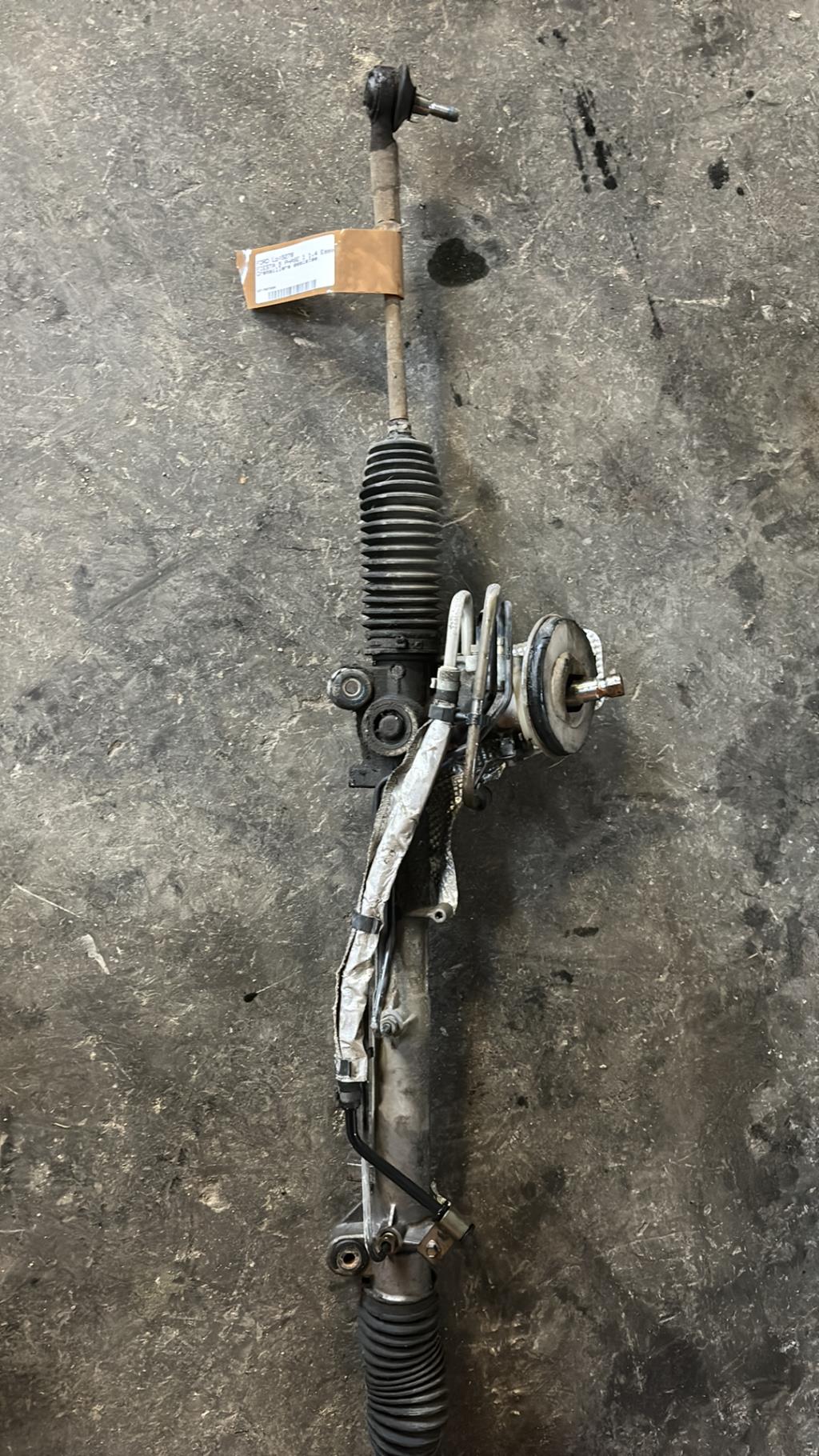 Cremaillere assistee FORD FIESTA 5 PHASE 1 Essence - 1