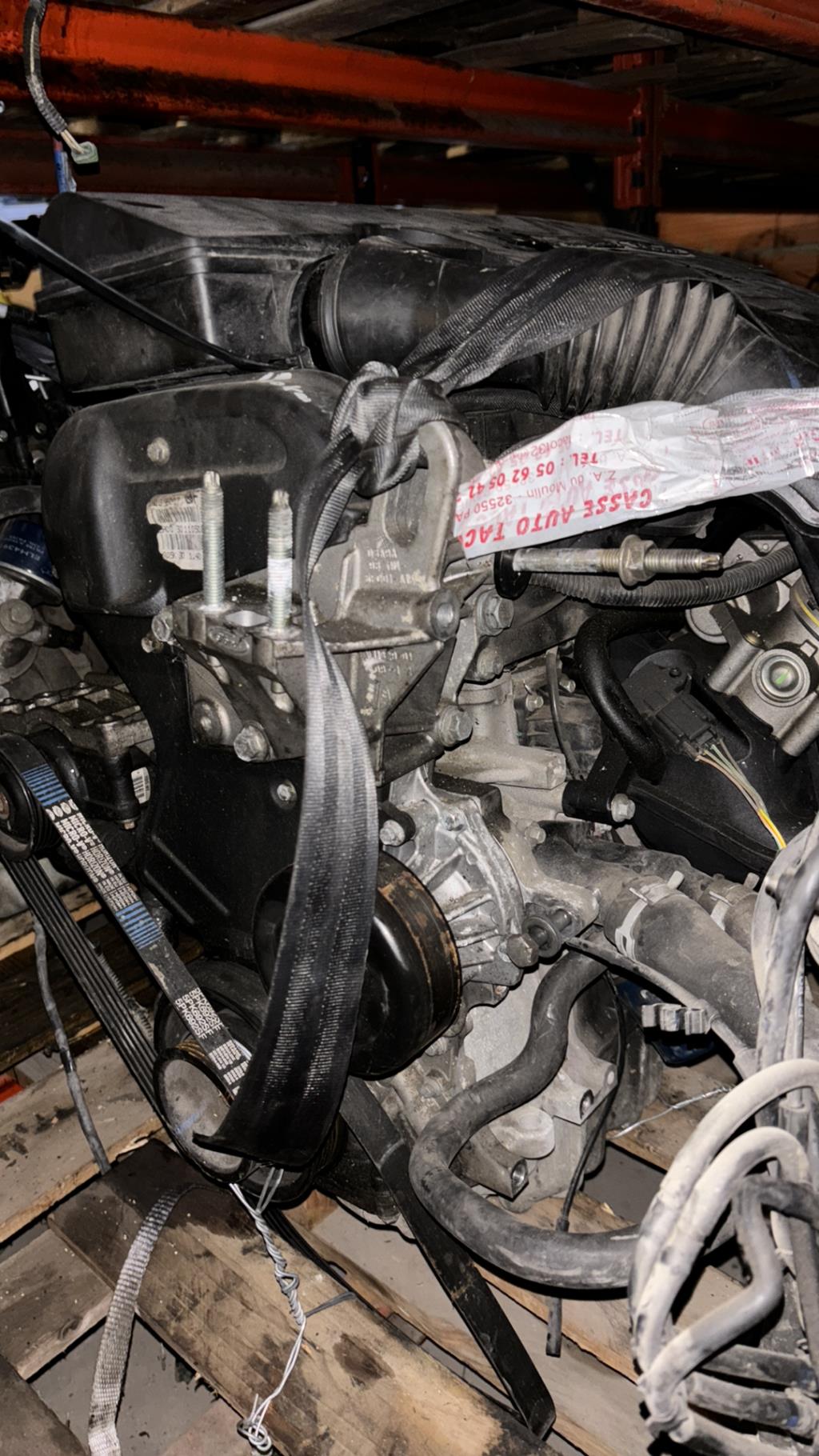 Moteur FORD FIESTA 5 PHASE 1 Essence - 1