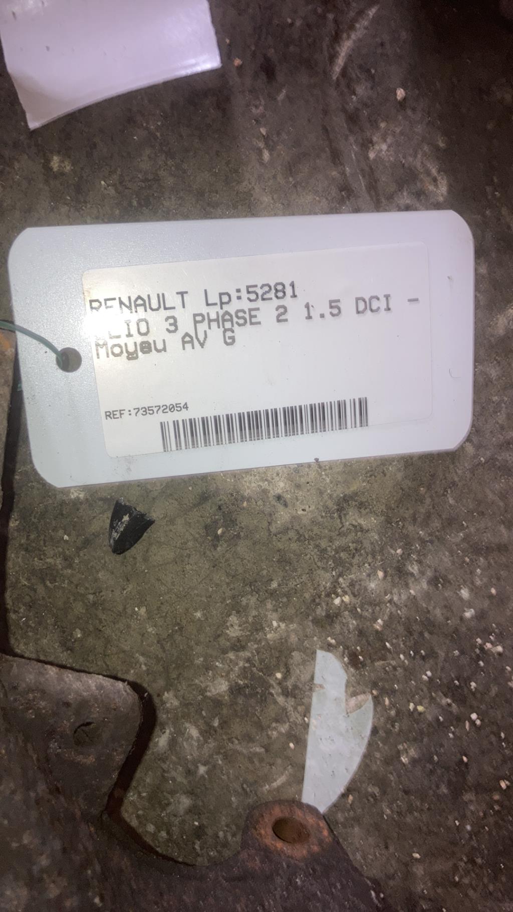 Moyeu avant gauche RENAULT CLIO 3 PHASE 2 Diesel - 1