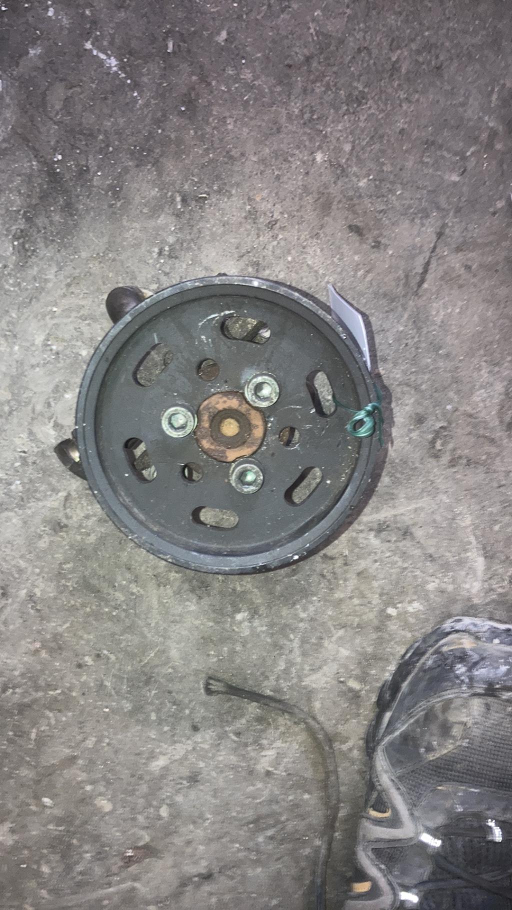 Pompe de direction VOLKSWAGEN GOLF 4 BREAK  - 1