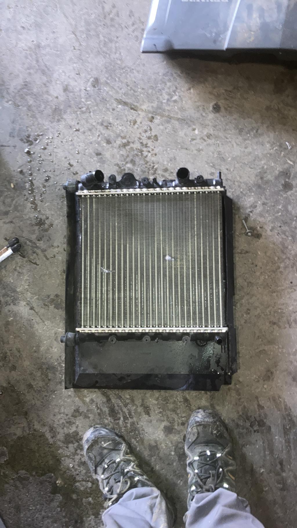 Radiateur eau RENAULT CLIO 2 PHASE 1 Essence - 1