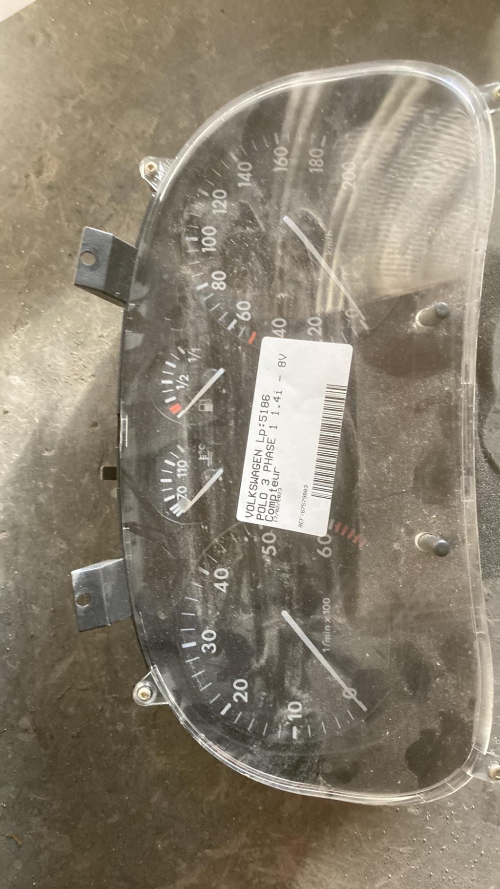 Compteur VOLKSWAGEN POLO 3 PHASE 1 Essence - 1