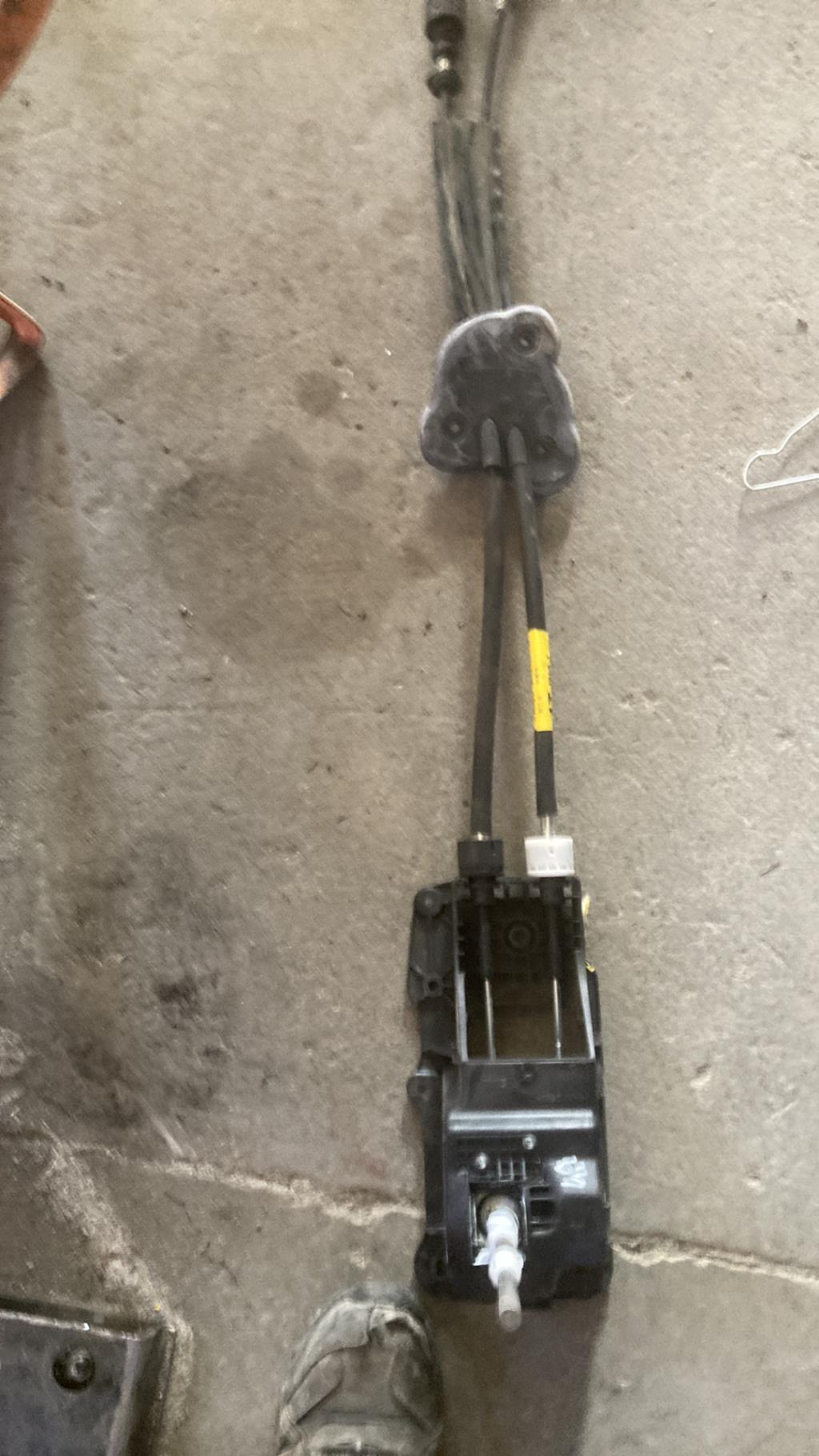 Levier de vitesses RENAULT MEGANE 3 PHASE 2 BREAK Diesel - 1