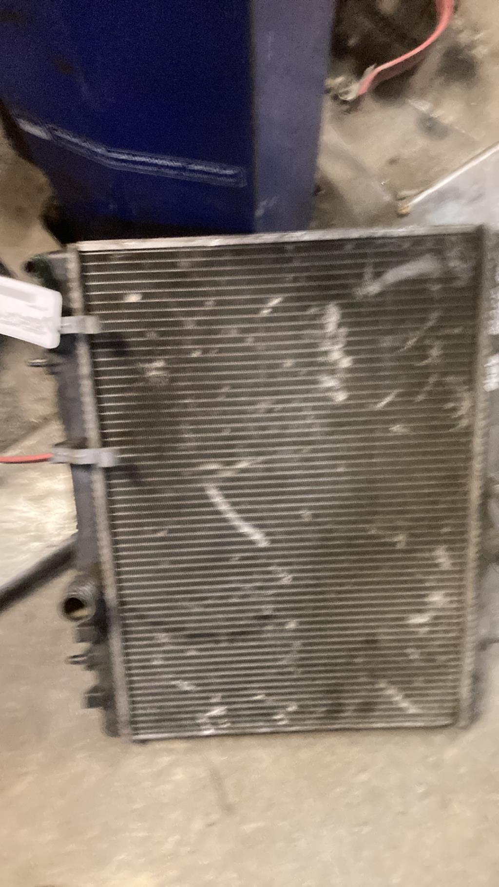 Radiateur eau PEUGEOT 307 PHASE 1 Diesel - 1