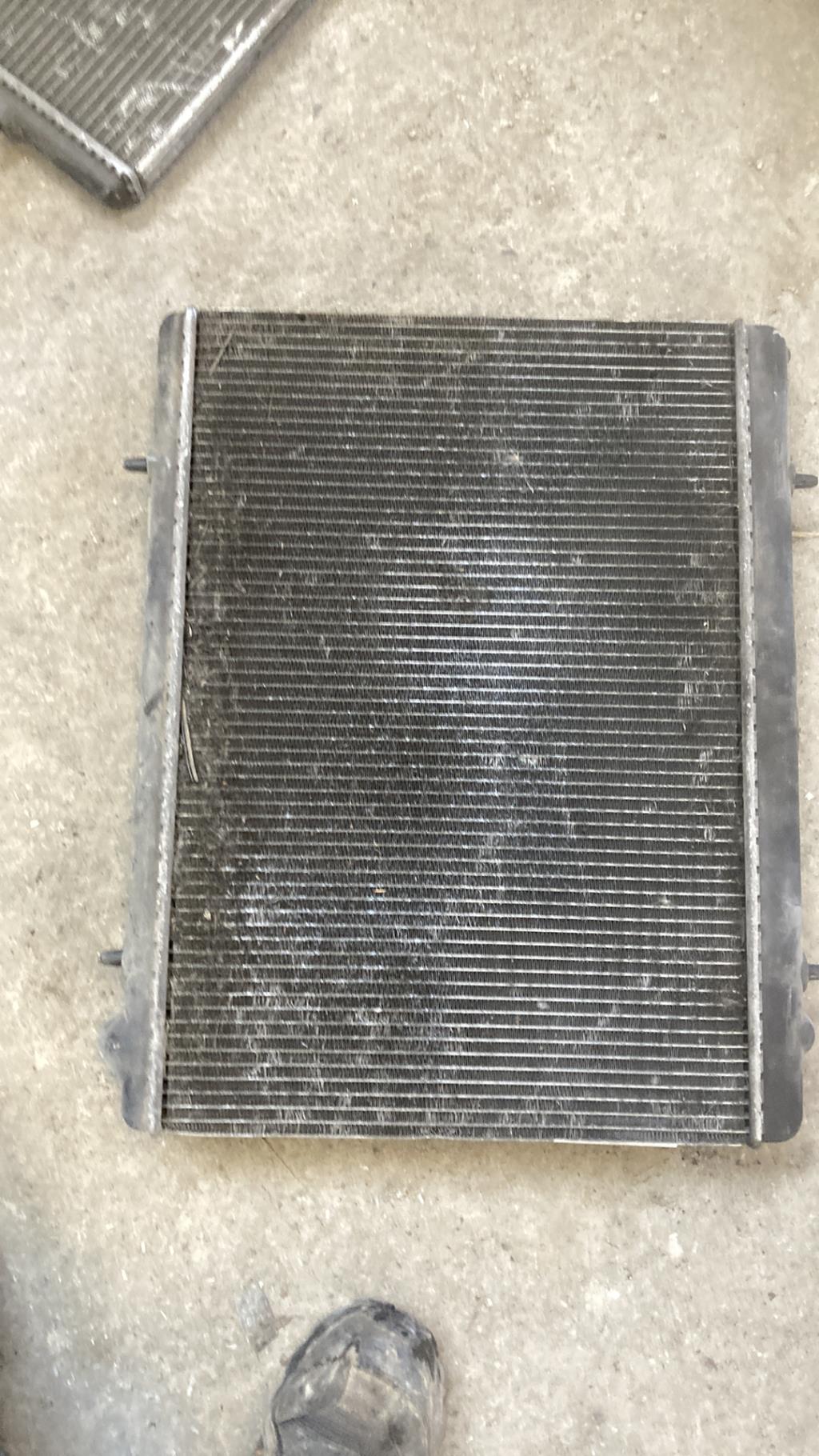 Radiateur eau PEUGEOT 307 PHASE 1 Diesel - 1