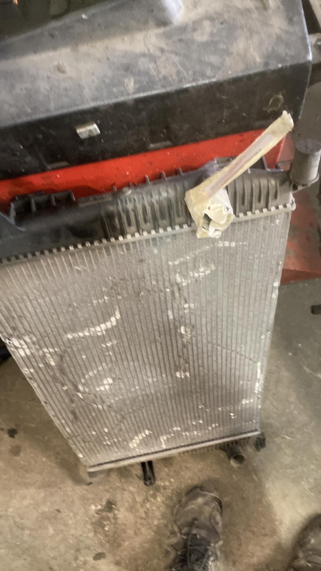 Radiateur eau RENAULT MEGANE 3 PHASE 1 Diesel - 1