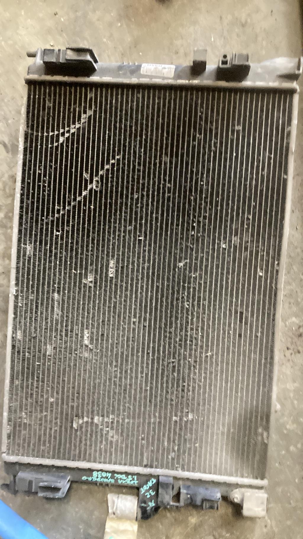 Radiateur eau DACIA SANDERO 1 Diesel - 1