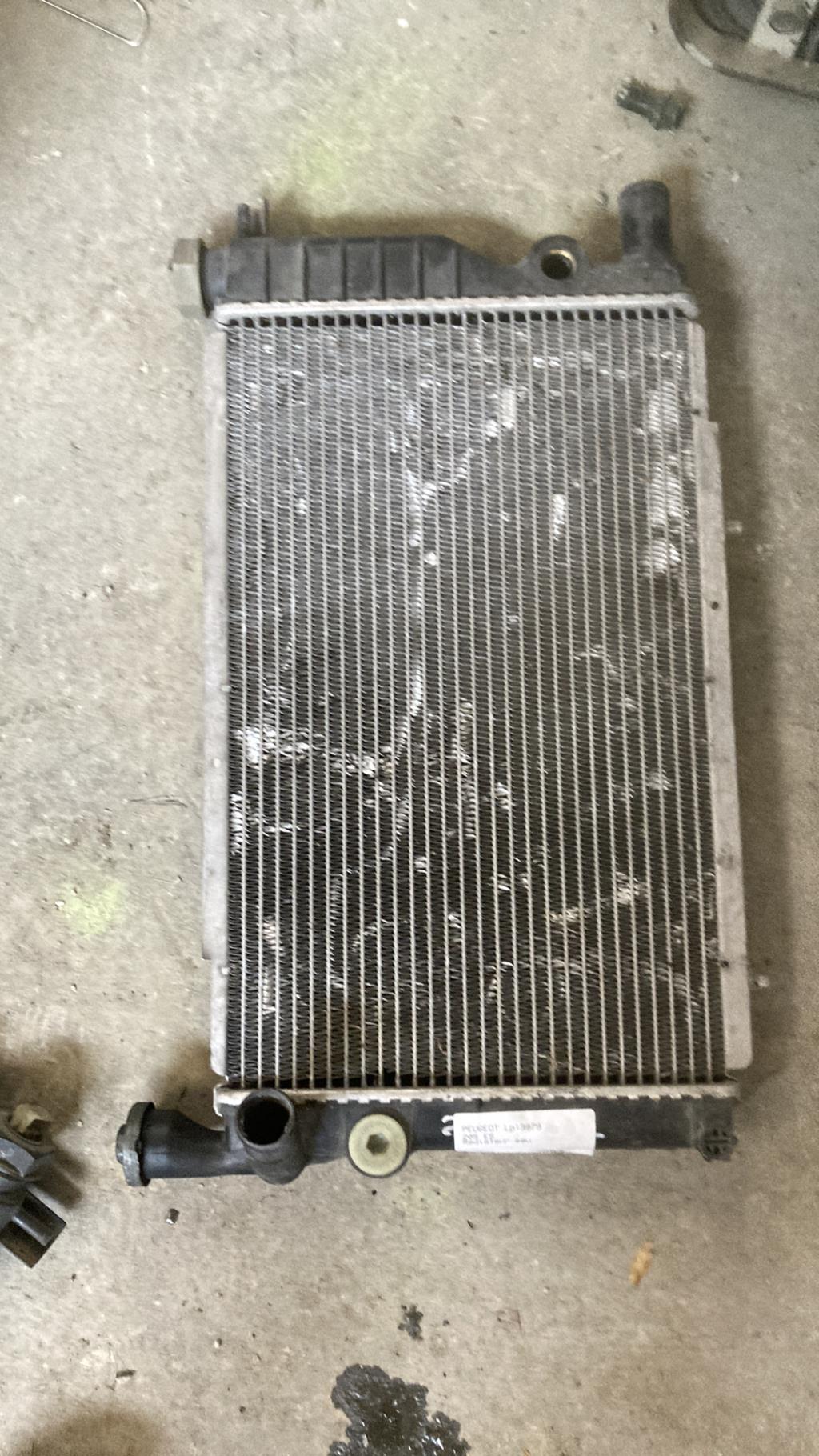 Radiateur eau PEUGEOT 205 PHASE 1 Essence - 1