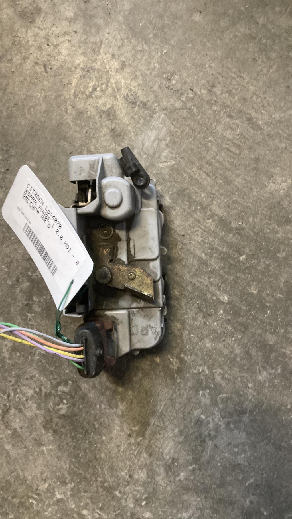 Serrure arriere droit CITROEN XSARA PHASE 1 Diesel - 1