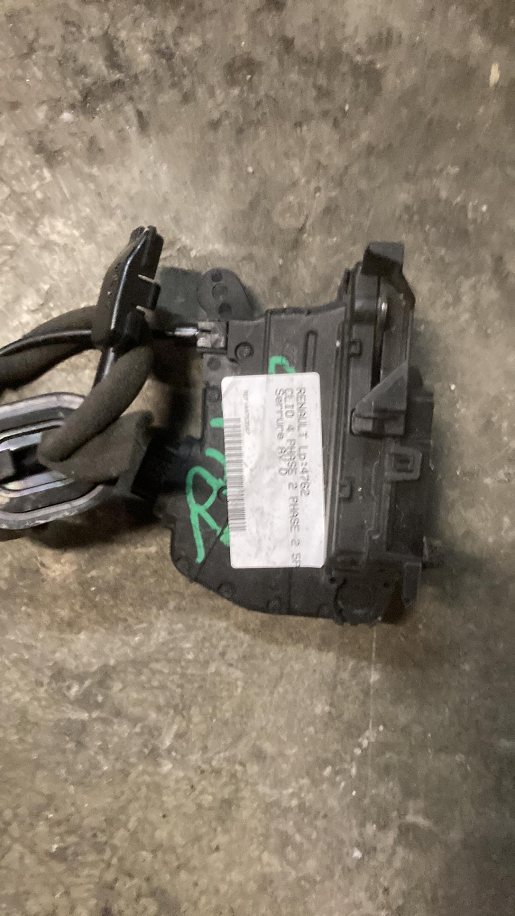 Serrure avant droit RENAULT CLIO 4 PHASE 2 Diesel - 1