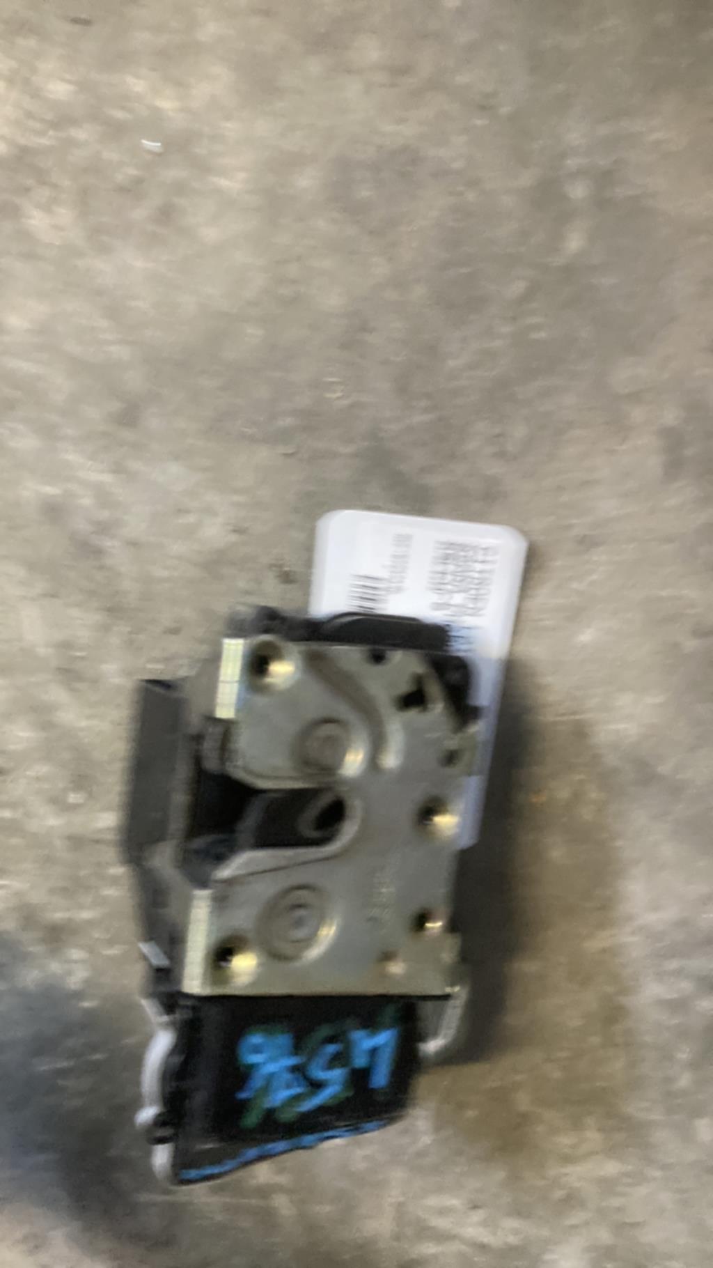 Serrure avant gauche CITROEN XSARA PHASE 1 Diesel - 1