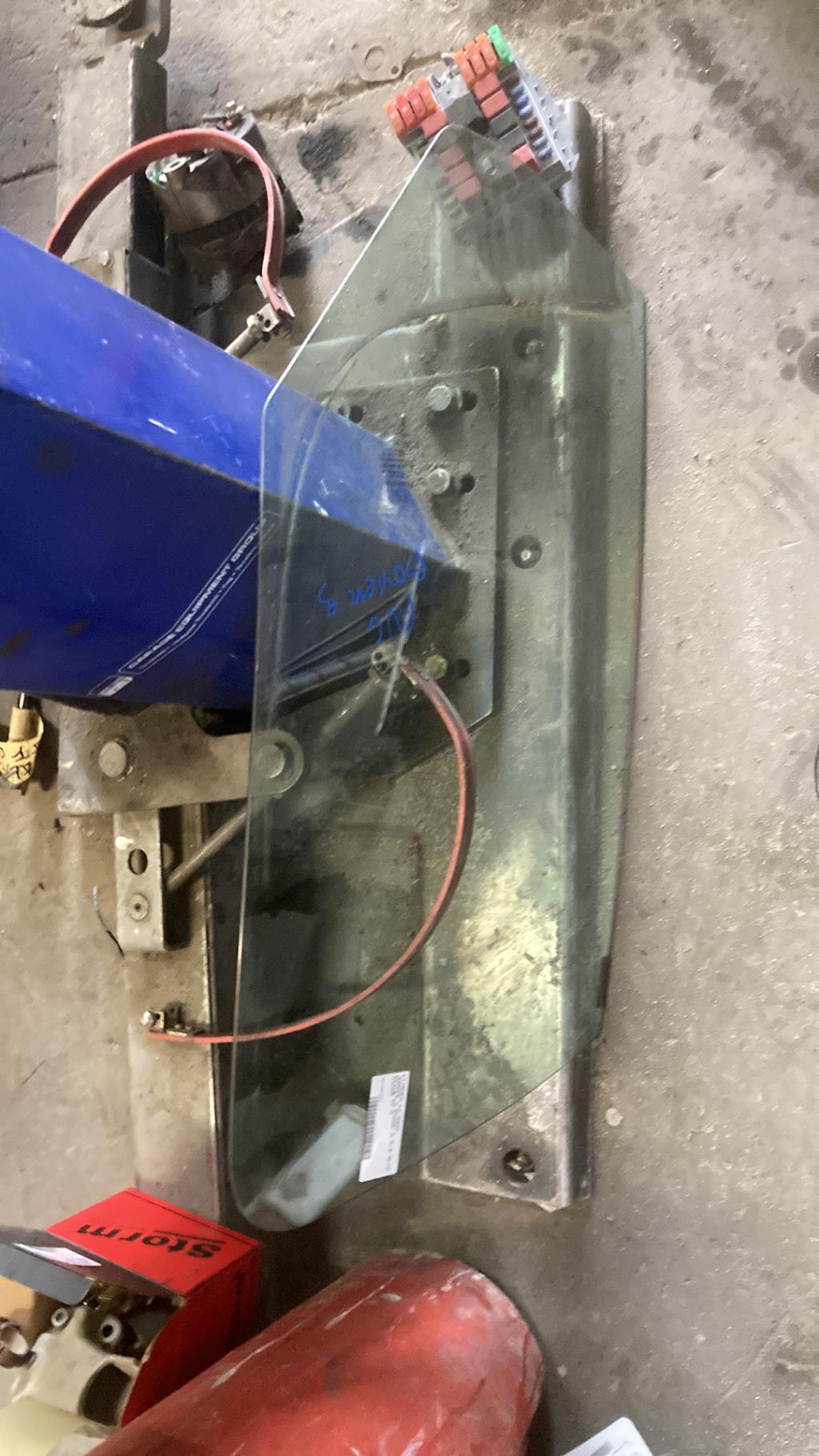 Vitre avant gauche CITROEN JUMPER 3 PHASE 2 Diesel - 1