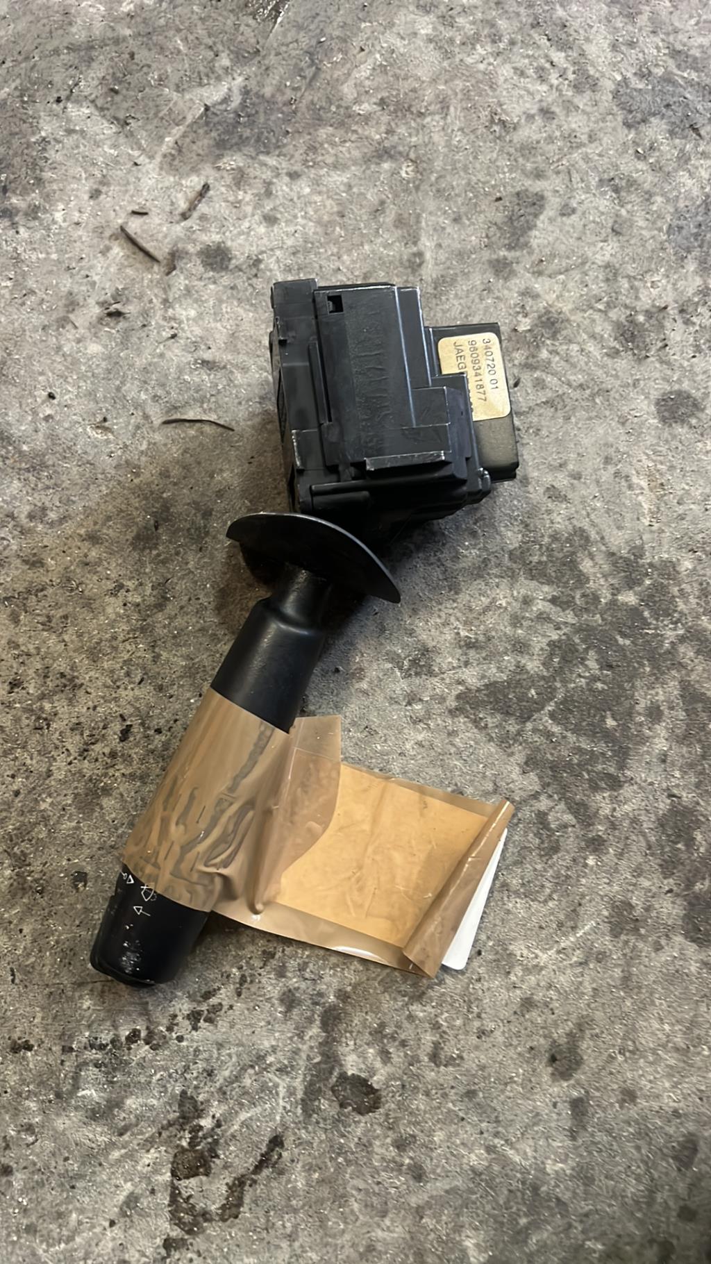 Commodo d'essuie glaces PEUGEOT 405 PHASE 2 Diesel - 1