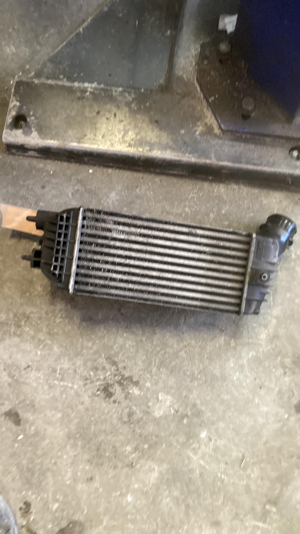Echangeur air (Intercooler) PEUGEOT 308 1 PHASE 1 Diesel - 1