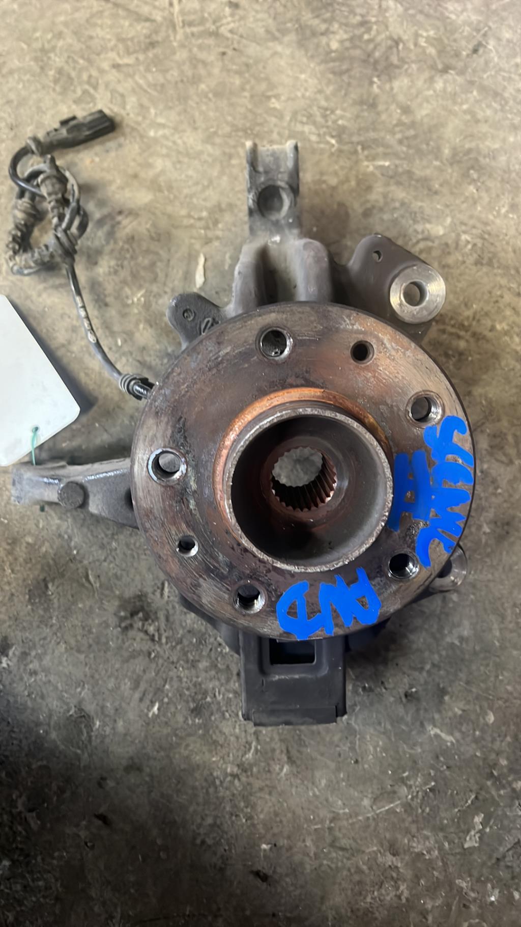 Moyeu avant droit RENAULT SCENIC 3 PHASE 3 Diesel - 1