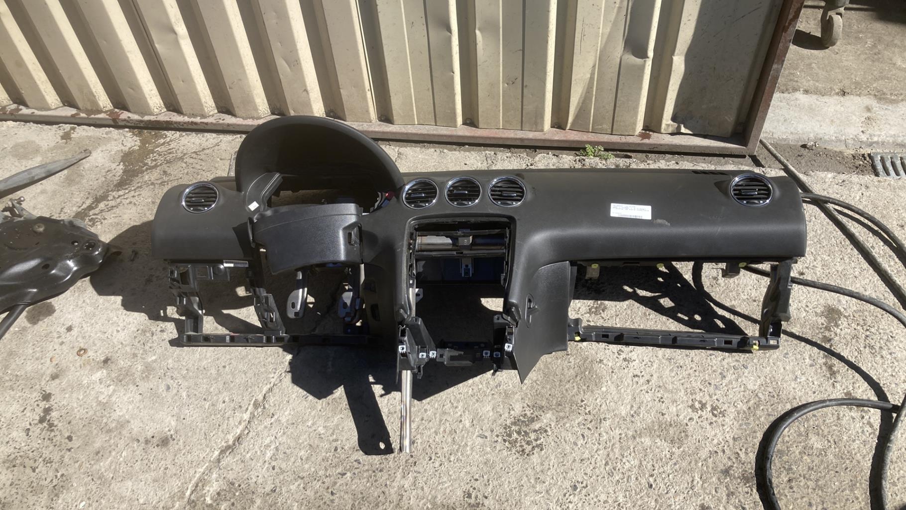 Planche de bord complete PEUGEOT 308 1 PHASE 1 Diesel - 1