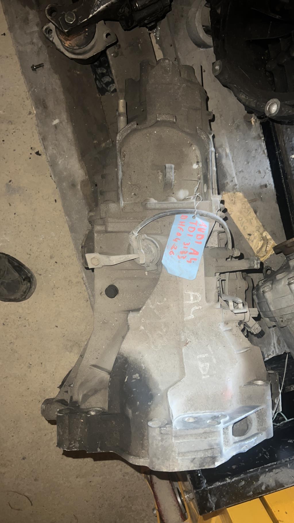 Boite de vitesses AUDI A4 1 PHASE 1 Diesel - 1