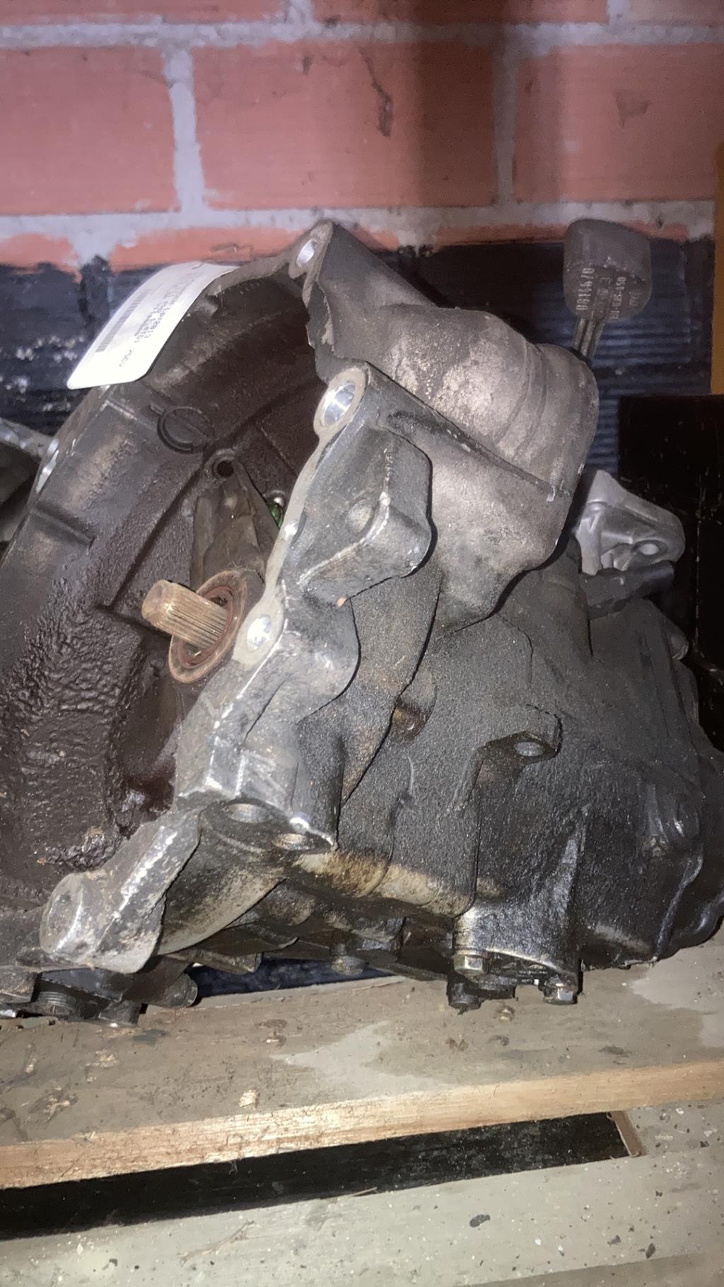 Boite de vitesses VOLKSWAGEN POLO 3 PHASE 2 Diesel - 1