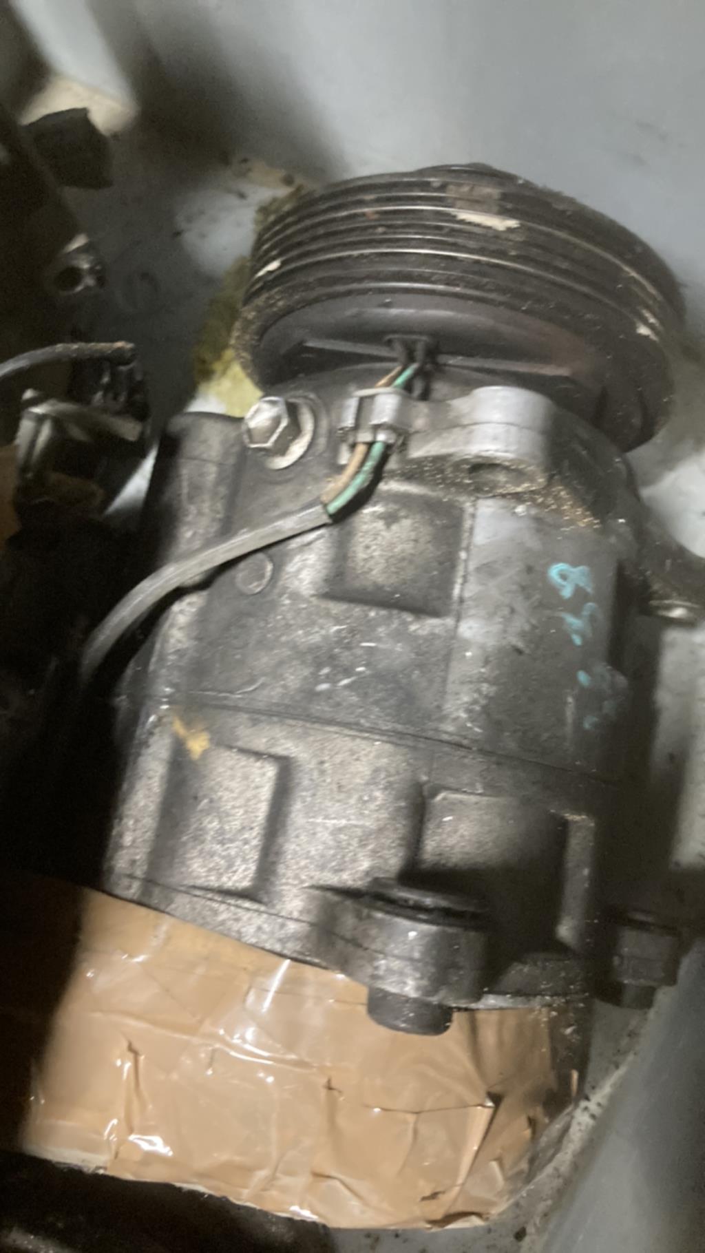 Compresseur clim AUDI A3 1 PHASE 2 Diesel - 1
