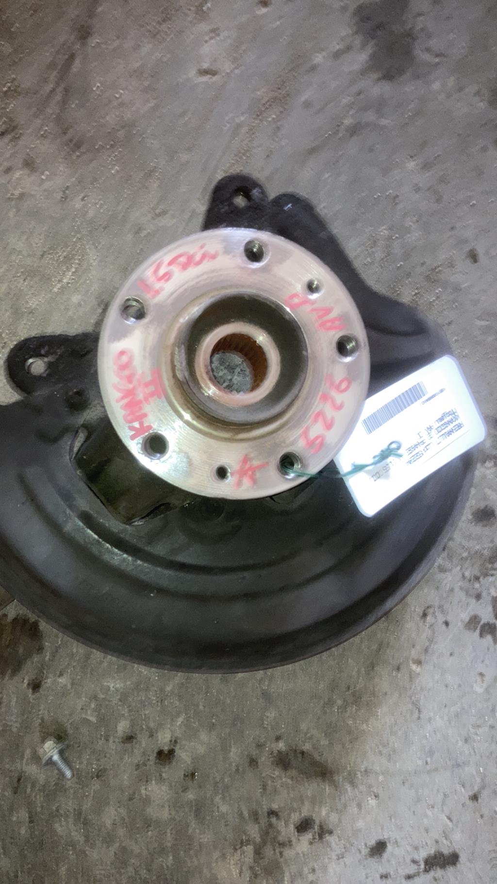 Moyeu avant droit RENAULT KANGOO 2 PHASE 1 Diesel - 1