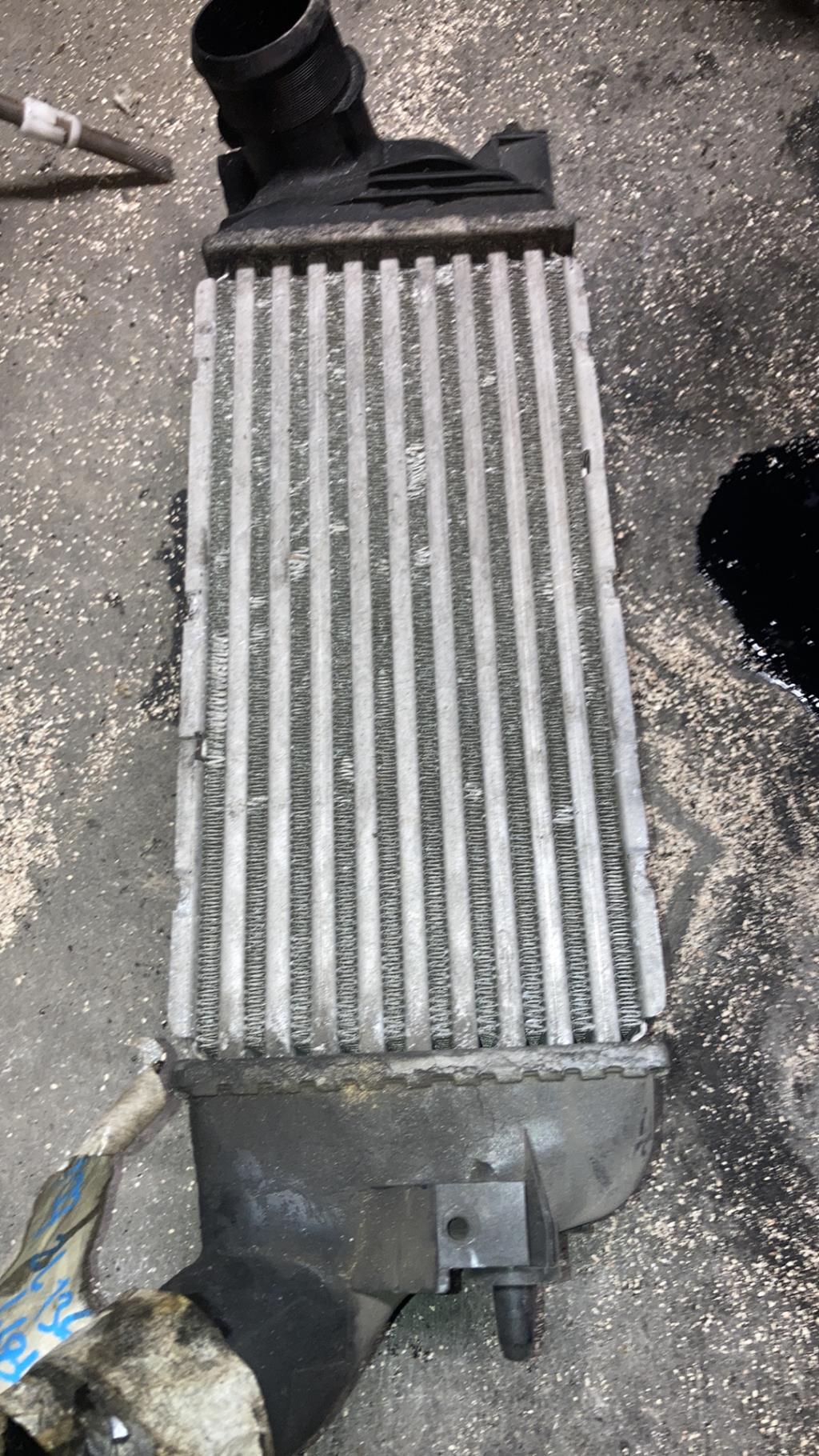 Echangeur air (Intercooler) PEUGEOT 407 PHASE 1 BREAK Diesel - 1
