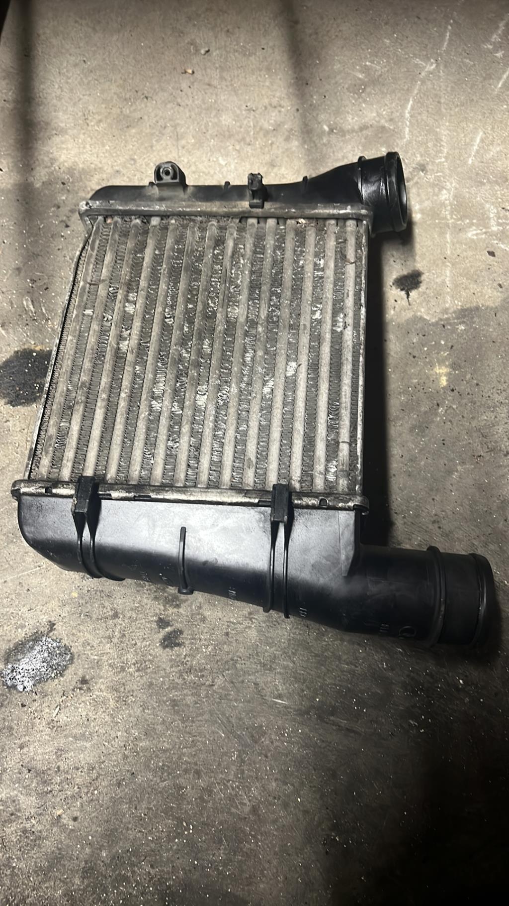 Echangeur air (Intercooler) AUDI A4 2 PHASE 1 Diesel - 1