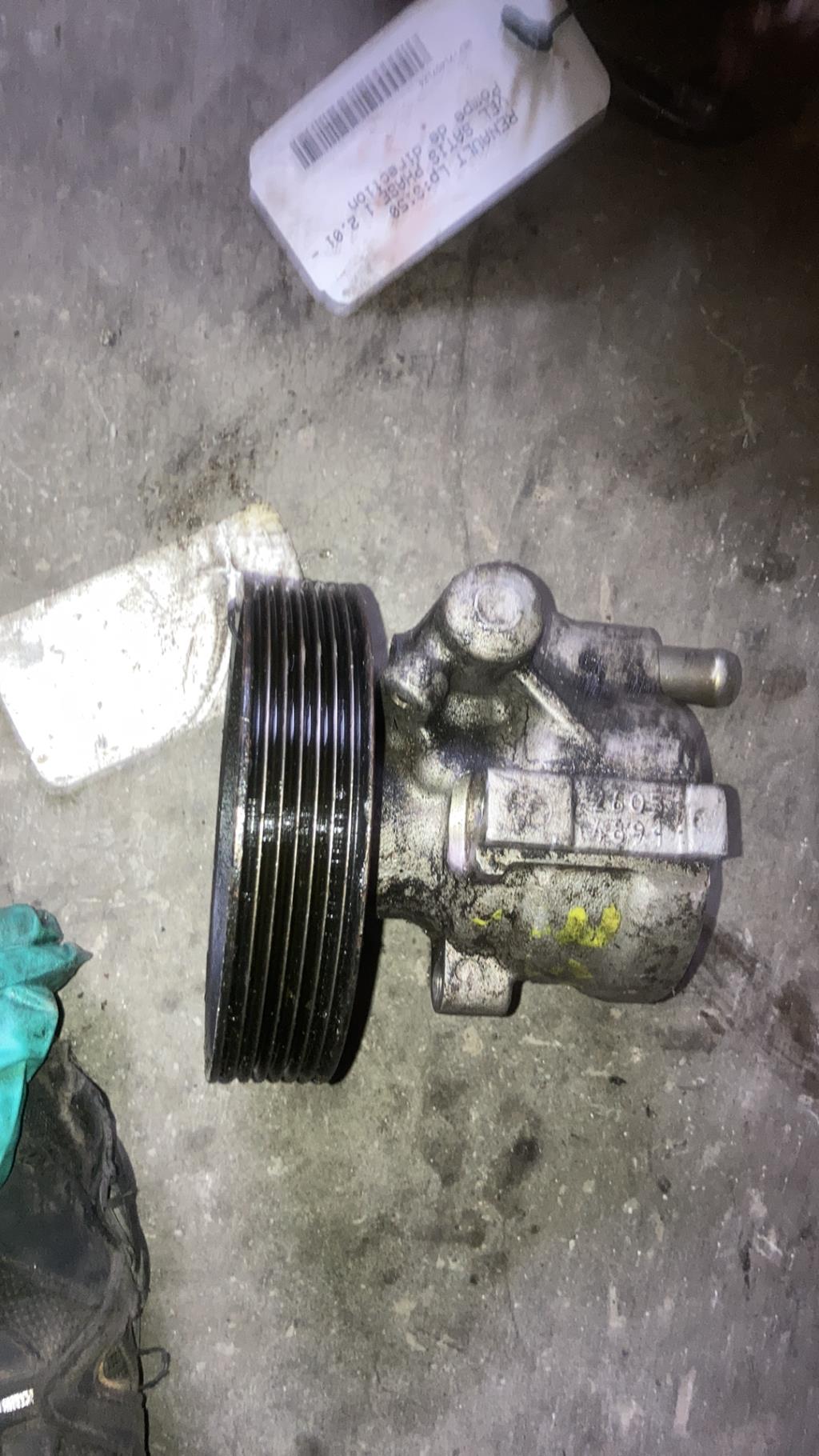 Pompe de direction NISSAN PRIMERA 4 Diesel - 1