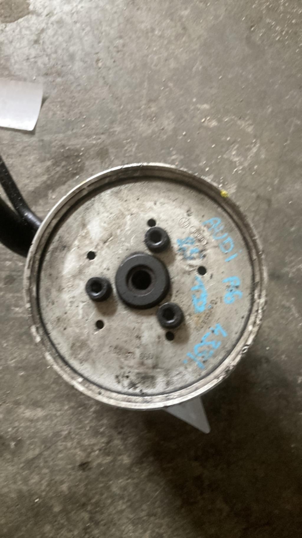 Pompe de direction AUDI A6 2 PHASE 2 Diesel - 1