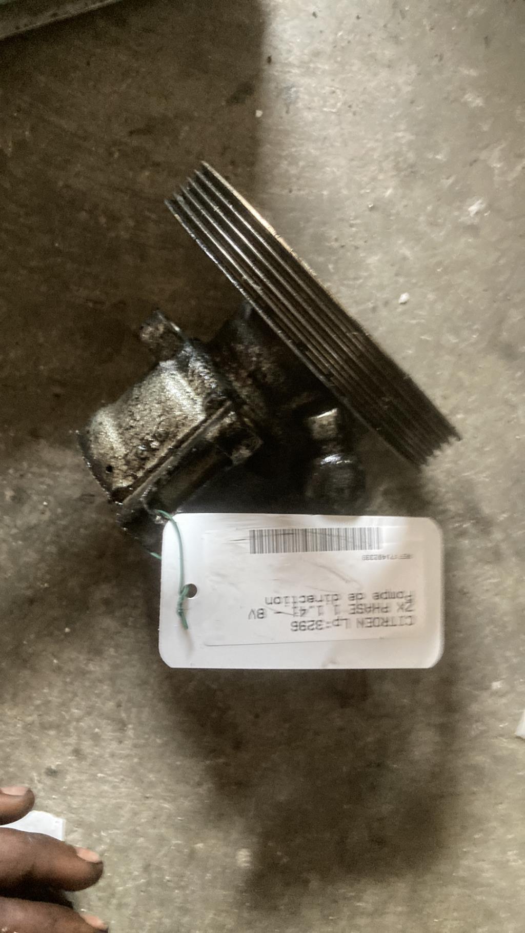 Pompe de direction CITROEN ZX PHASE 1 Essence - 1