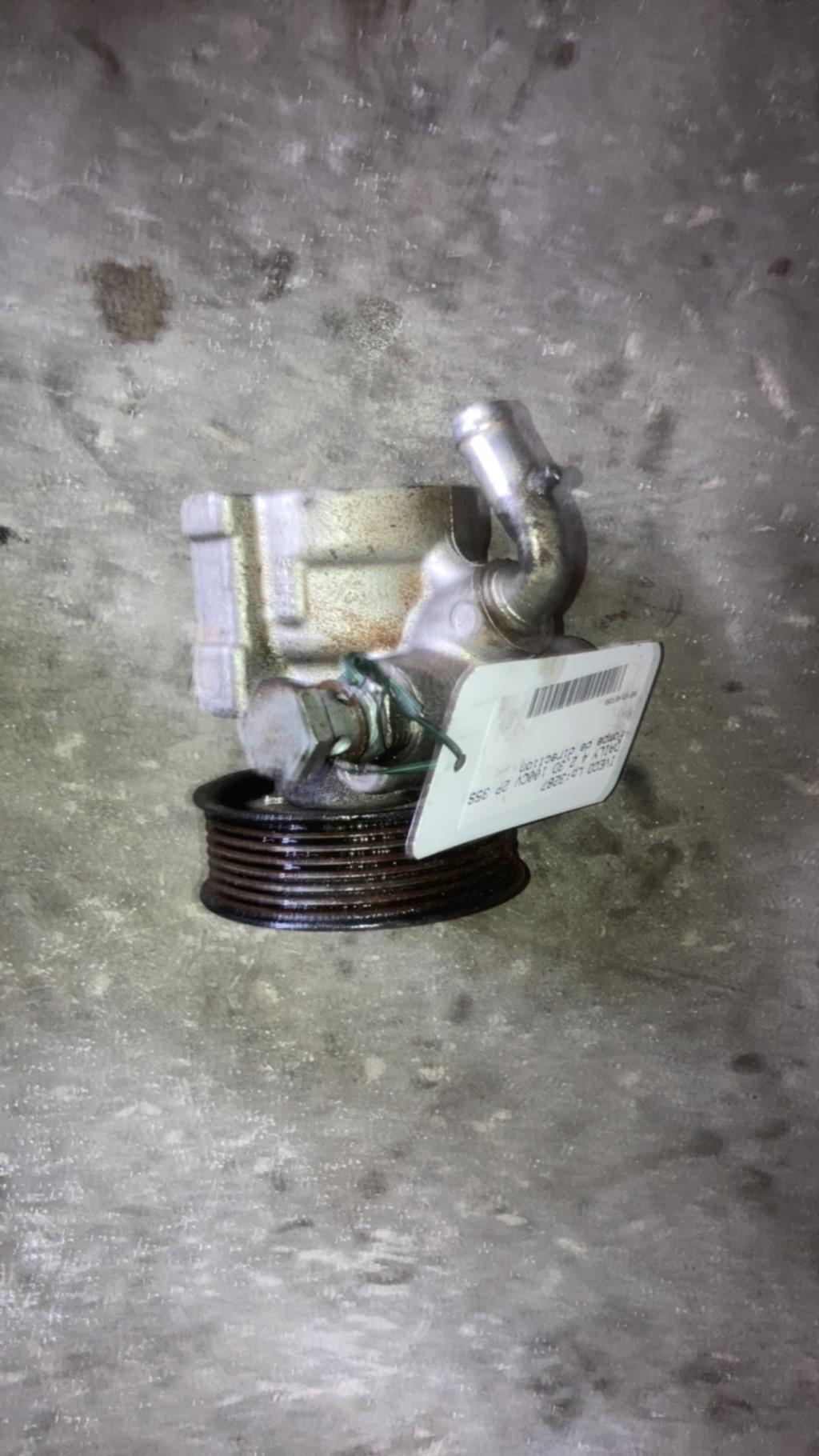 Pompe de direction IVECO DAILY 4 Diesel - 1